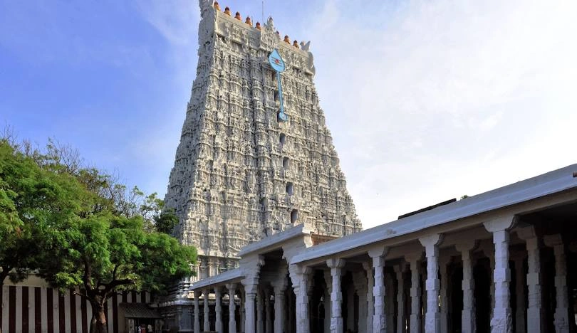 Chennai to Tiruchendur Car Rental